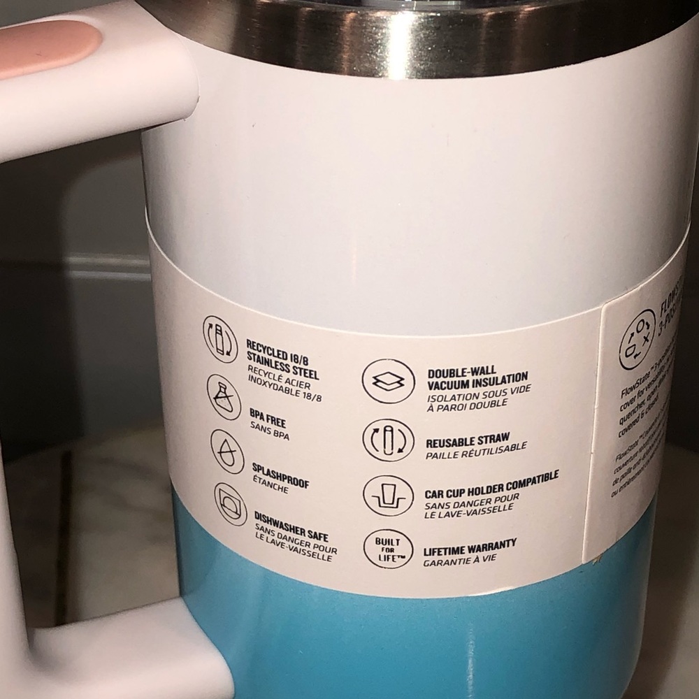 ✨NWT✨ Stanley 30 oz. Quencher H2.0 FlowState Tumbler Pool Ombré - Picture 8 of 12
